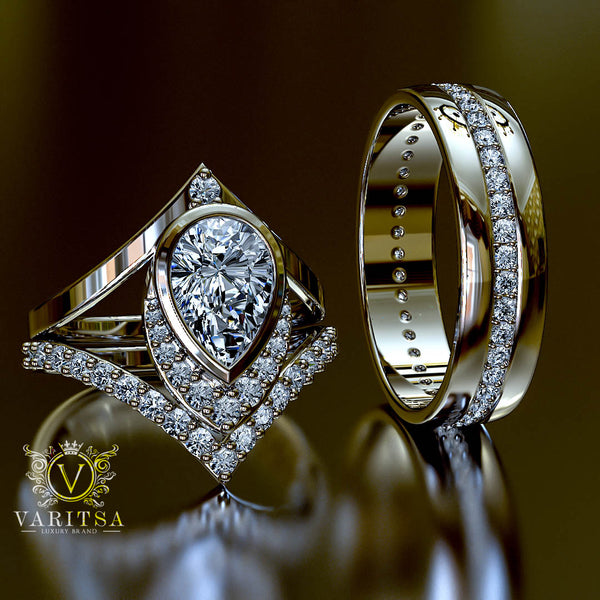 2.93ct Pear Diamond Gold Complete Wedding Set - 03US07